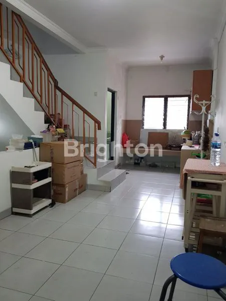 image RUKO TIGA SETENGAH LANTAI AKSES MUDAH KEMANA MANA AMAN DAN NYAMAN LOKASI STRATEGIS SAWAH BESAR JAKARTA PUSAT  (3)