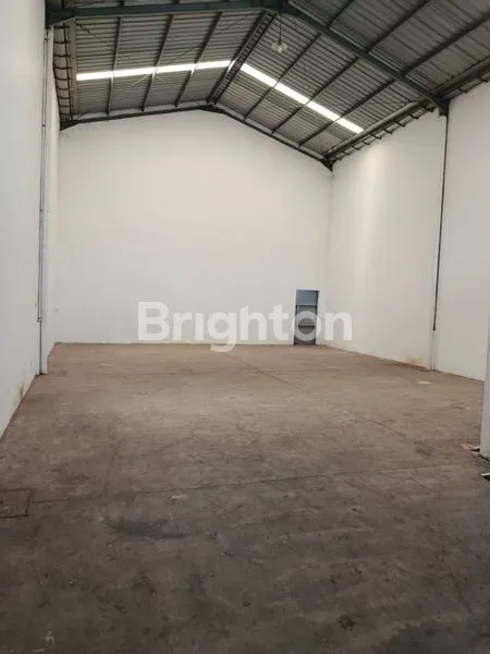 image GUDANG SIAP PAKAI, LOKASI PREMIUM BANYU URIP (1)