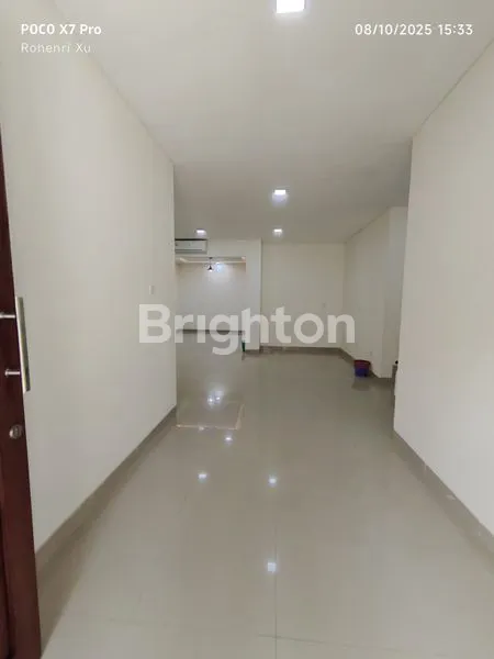 image RUMAH CANTIK 2 LANTAI DI BATAM CENTRE (2)