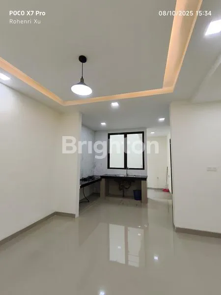 image RUMAH CANTIK 2 LANTAI DI BATAM CENTRE (4)