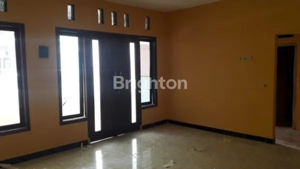 image RUMAH TINGGAL SIAP HUNI DI SUGIWARAS CANDI (4)