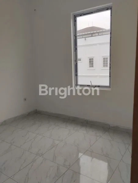 image RUMAH BRAND NEW DI TANJUNG DUREN, JAKARTA BARAT, CARPORT 1 MOBIL, 2+2 KAMAR TIDUR (1)