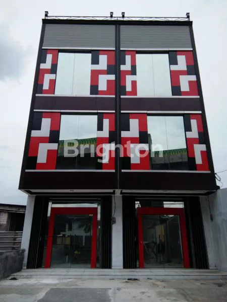 image RUKO 3.5 LANTAI LOKASI STRATEGIS PINGGIR JALAN RAYA UTAMA DEKAT GERBANG TOL DAN POM BENSIN DI CILEDUG RAYA (1)