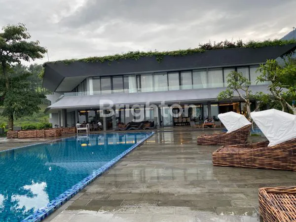 image VILLA TRETES LEDUG PRIGEN DESAIN MEWAH VIEW INDAH PASURUAN JAWA TIMUR (1)