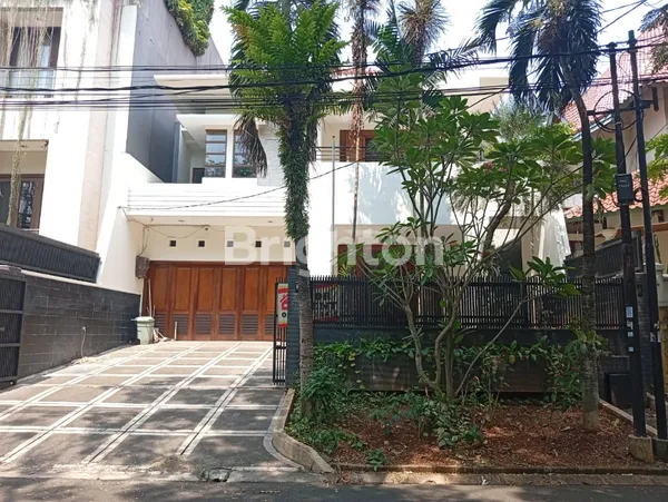 image LUXURY HOME WITH PRIVATE POOL DISEWAKAN  – METRO ALAM PONDOK INDAH (1)