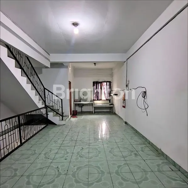 image DI SEWAKAN. RUKO KOMPLEK CEMARA ASRI. JL. BOULEVARD TIMUR. SEDERETAN & DEKAT DENGAN FOUNTAIN ICE CREAM, GOOD LUCK SEAFOOD & BUNDARAN CEMARA ASRI (6)