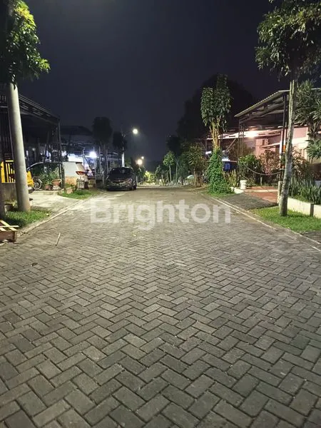 image RUMAH DISEWAKAN KOSONGAN BSB VILLAGE (2)