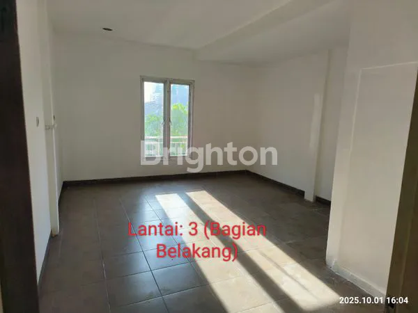 image RUKO SIAP HUNI 3,5 LANTAI LOKASI STRATEGIS MANGGA BESAR (4)