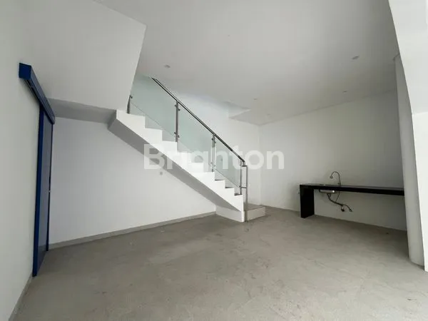 image VILLA 2 LANTAI DI DALAM KOMPLEK VILLA NUSA DUA (7)