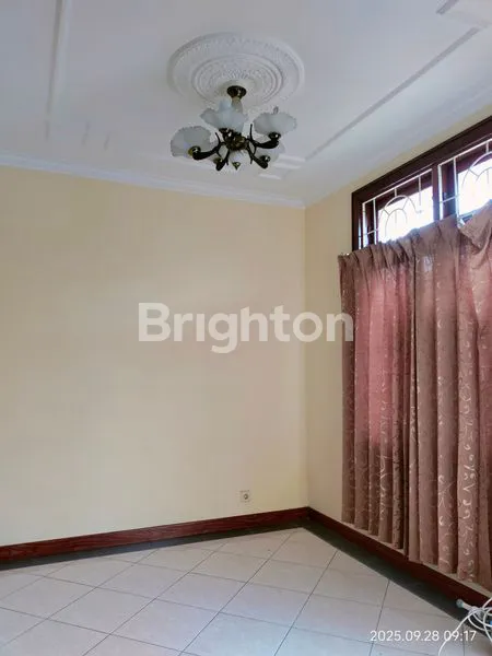 image RUMAH BESAR 2 LANTAI  BALIKPAPAN BARU  (7)