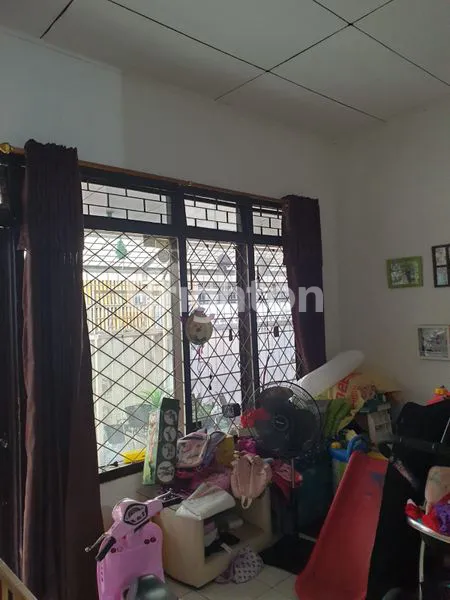 image RUMAH 2 LANTAI STRATEGIS DI TANJUNG DUREN, JAKARTA BARAT (5)