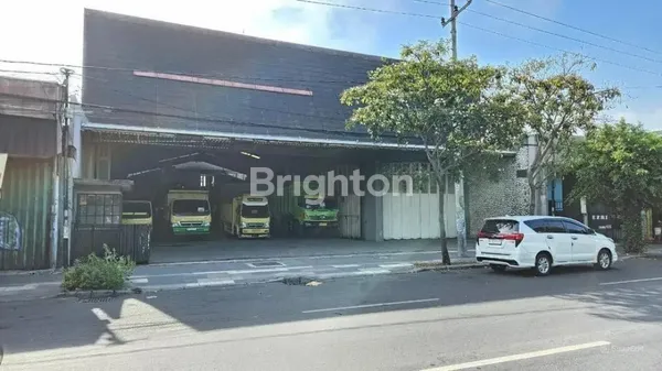 image RAYA DEMAK SIAP PAKAI COCOK KANTOR / SHOWROOM / CAFE STRATEGIS DEKAT TOL DUPAK (1)