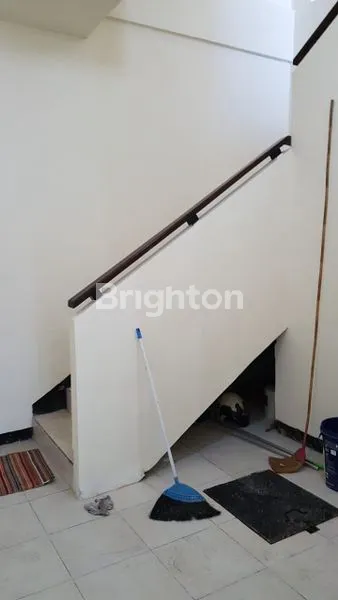 image RUKO RUNGKUT 3.5 LANTAI PARKIR LUAS (2)