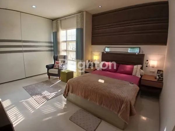 image KLAMPIS WISMA MUKTI MINIMALIS BAGUS SIAP HUNI  (4)