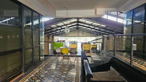 image RAYA DEMAK SIAP PAKAI COCOK KANTOR / SHOWROOM / CAFE STRATEGIS DEKAT TOL DUPAK (1)