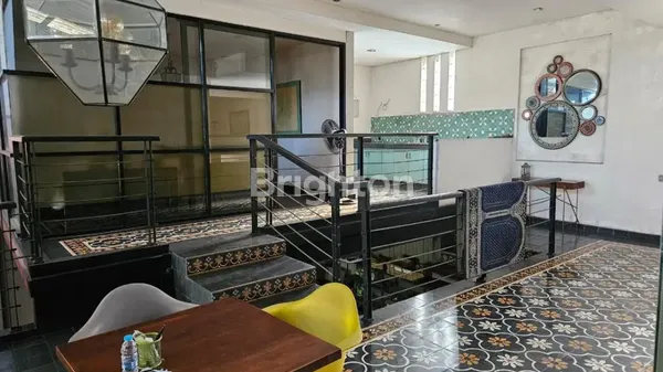 image RAYA DEMAK SIAP PAKAI COCOK KANTOR / SHOWROOM / CAFE STRATEGIS DEKAT TOL DUPAK (4)