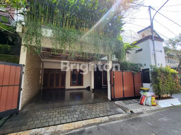 image HUNIAN EKSKLUSIF LT 200 DI PONDOK INDAH (1)