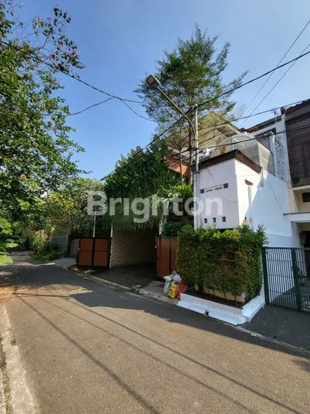 image HUNIAN EKSKLUSIF LT 200 DI PONDOK INDAH (5)