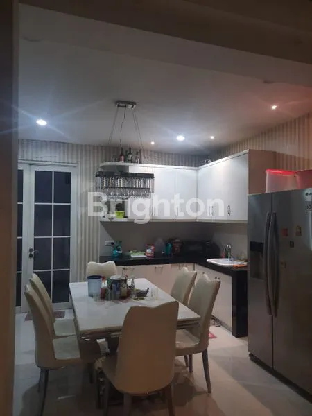 image RUMAH CANTIK DAN RAPIH DI LIPPO UTARA (5)