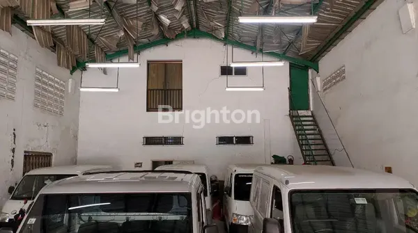 image DIJUAL BANGUNAN GUBENG KERTAJAYA SIAP PAKAI COCOK SHOWROOM DEKAT RAYA KERTAJAYA (2)