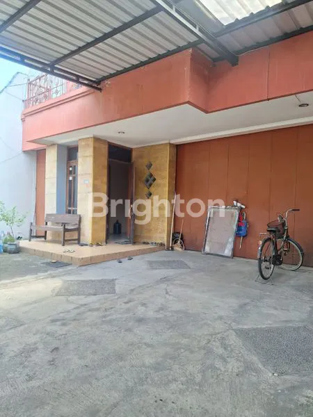image DIJUAL  RUMAH BONUS PABRIK DITENGAH KOTA SOLO (2)