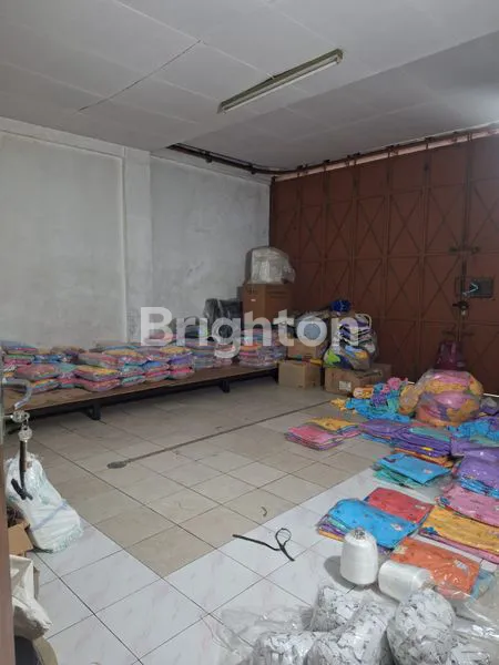 image DIJUAL  RUMAH BONUS PABRIK DITENGAH KOTA SOLO (3)