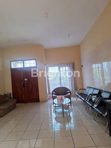 image DIJUAL  RUMAH BONUS PABRIK DITENGAH KOTA SOLO (6)