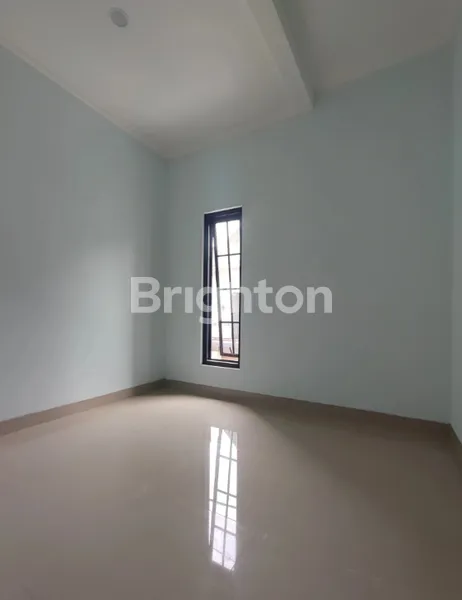 image RUMAH SIAP HUNI LOKASI DEKAT TOL CIJAGO DEPOK (5)