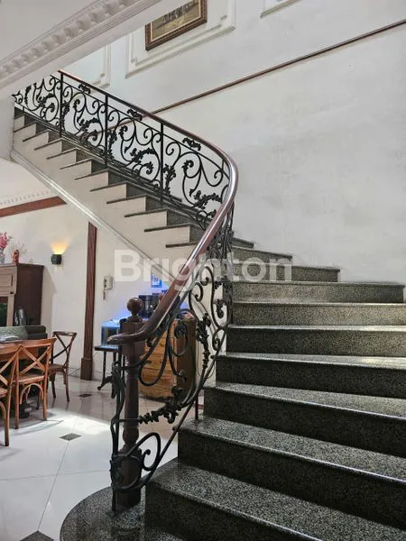 image DIJUAL CEPAT RUMAH MEWAH FULL FURNISHED DI KOMPLEK CEMARA ASRI (6)