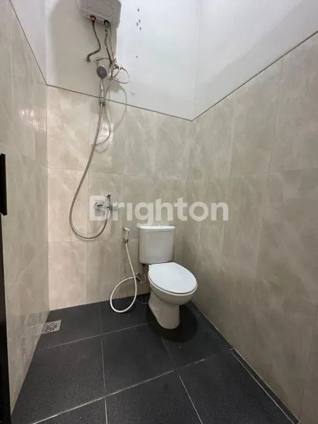 image RUMAH BAGUS MODERN SIAP HUNI DI DIENG PUSAT KOTA MALANG (3)