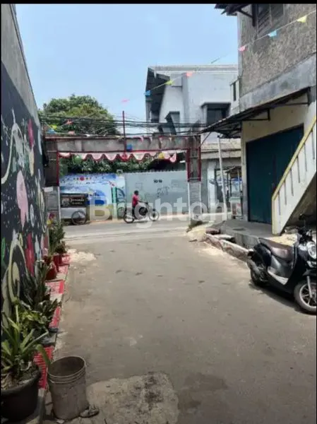 image KIOS 2 PINTU DAN KONTRAKKAN 3 PINTU DITEGAL ALUR KALIDERES JAKARTA BARAT (7)