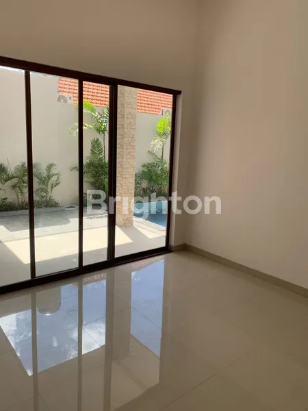 image VILLA KESAMBI CANGGU (3)