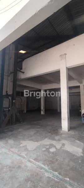 image GUDANG 0 JALAN 500METER KE EXIT TOL SINGOSARI ADA LIFT BARANG-MEZANINE-MESS KARYAWAN-KANTOR-AKSES KONTAINER 40FT AREA SINGOSARI MALANG (4)