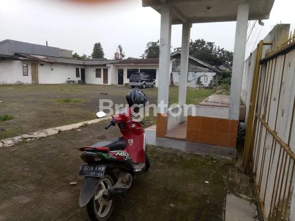 image TANAH  DAN BANGUNAN (2)