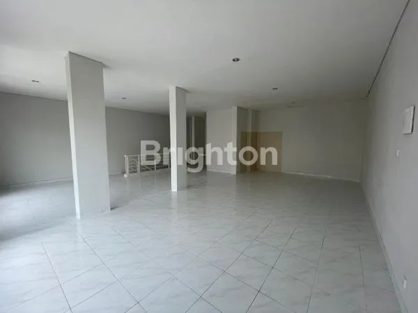 image RUKO GANDENG SIAP USAHA JL BOULEVARD GADING SERPONG TANGERANG (2)