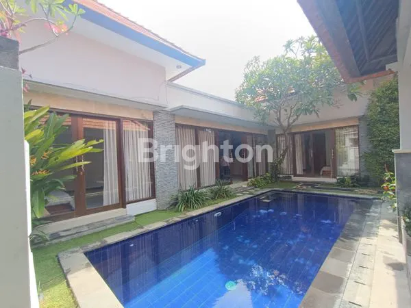 image SPACIOUS AND FURNISHED VILLA WITH POOL CLOSE TO SANUR BEACH (1)