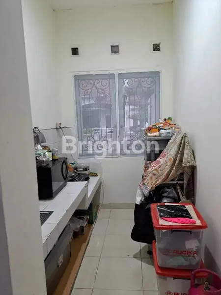 image PURIMAS REGENCY MINIMALIS MASIH TERAWAT HADAP FAVORIT, ONE GATE SYSTEM, ROW JALAN LEBAR, SIAP HUNI, SELANGKAH RAYA MERR, DEKAT AKSES TOL (4)