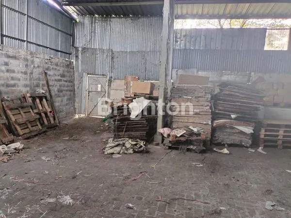 image EX. PABRIK SEPATU POGOT, SEKARANG PERCETAKAN. TRONTON CONTAINER BISA MASUK. (5)