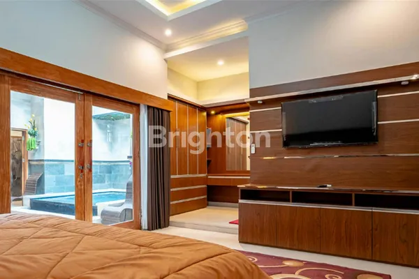image A 2-BR VILLA AT WEST SANUR IN THE HEART OF DENPASAR TOWN, 10 MINUTES TO SANUR BEACH (2)
