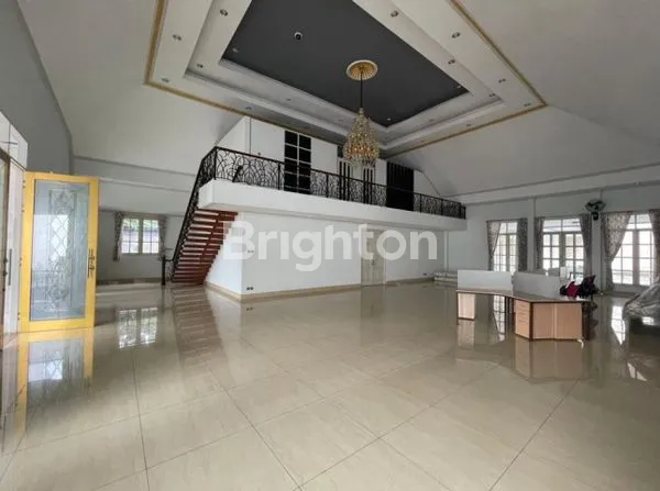 image RUMAH MEWAH 2 LANTAI LT 1390 DI PONDOK LABU (8)