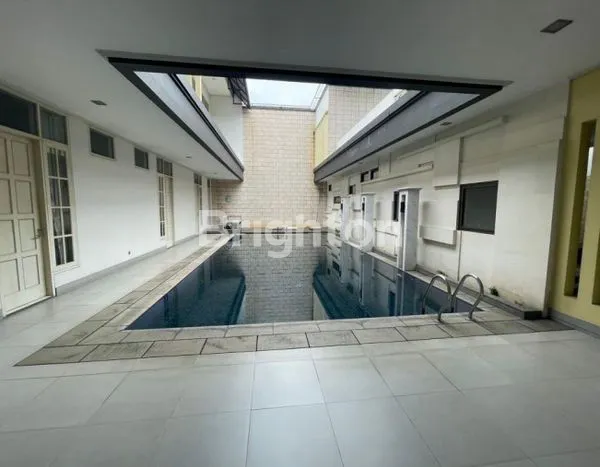 image RUMAH MEWAH 2 LANTAI LT 1390 DI PONDOK LABU (5)