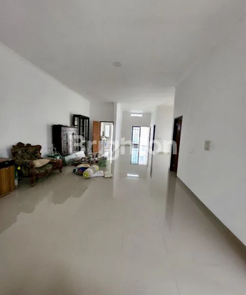 image DIJUAL CEPAT & MURAH! RUMAH LUAS & NYAMAN DI VILLA BINTARO REGENCY, PONDOK AREN – TANGERANG SELATAN (5)