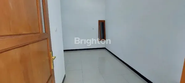 image RUMAH NYAMAN SUDAH RENOV SIAP HUNI PUTRA BANGSA MEDOKAN AYU, RUNGKUT DEKAT GUNUNGANYAR, PANDUGO, PENJARINGAN (3)