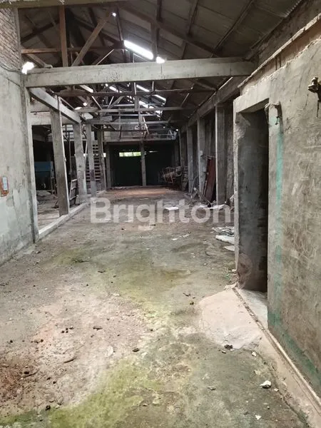 image TOKO BANGUNAN + GUDANG STRATEGIS DI LEUWILIYANG (8)