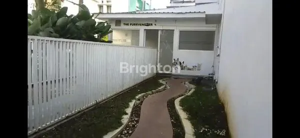 image RUMAH MEWAH 2 LANTAI (2)