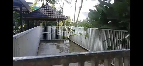 image RUMAH MEWAH 2 LANTAI (4)