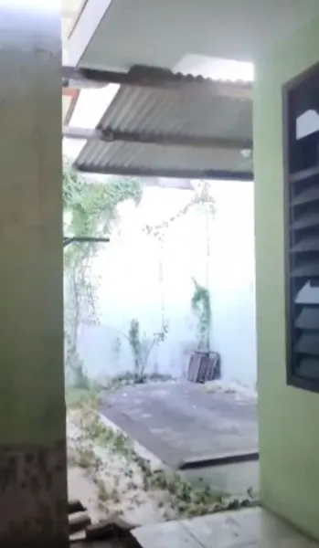 image SIDOSERMO ROW JALAN 3 MOBIL, SIAP HUNI, STRATEGIS DEKAT KE TENGAH KOTA, DEKAT JEMURSARI DAN MARGOREJO  (6)