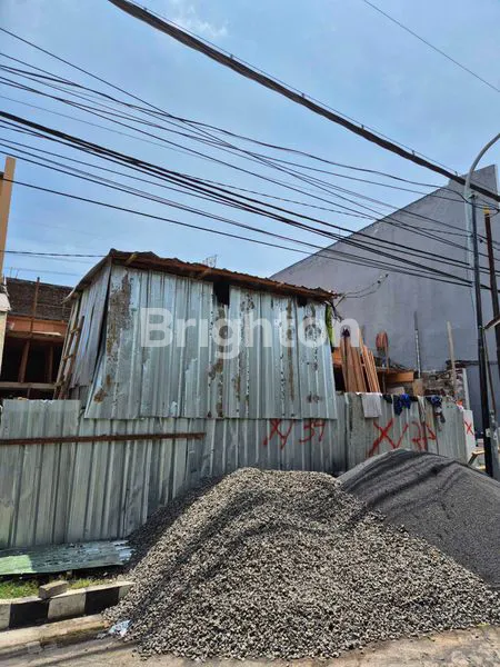 image RUMAH BARU LT 120 LB 180 DI KUTISARI (2)