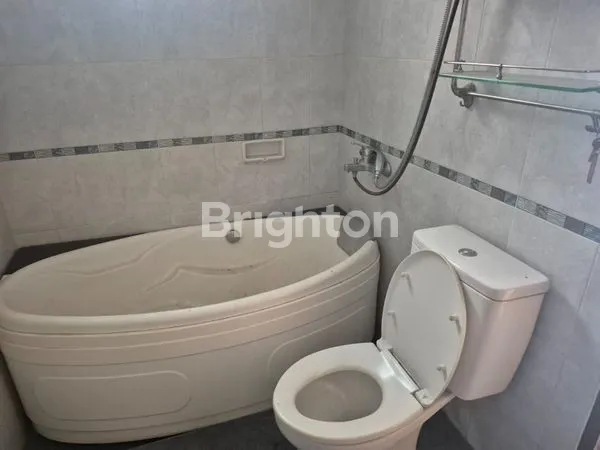 image RUMAH 2 LANTAI SIAP HUNI FULL FURNISHED DELATINOS BSD (6)