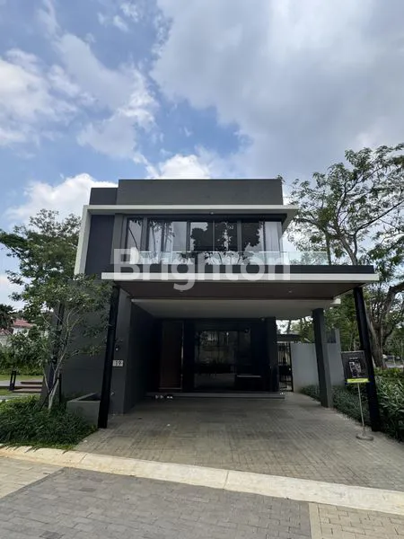 image RUMAH MEWAH 2 LANTAI BENTLEY HOMES, LIPPO VILLAGE KARAWACI (1)